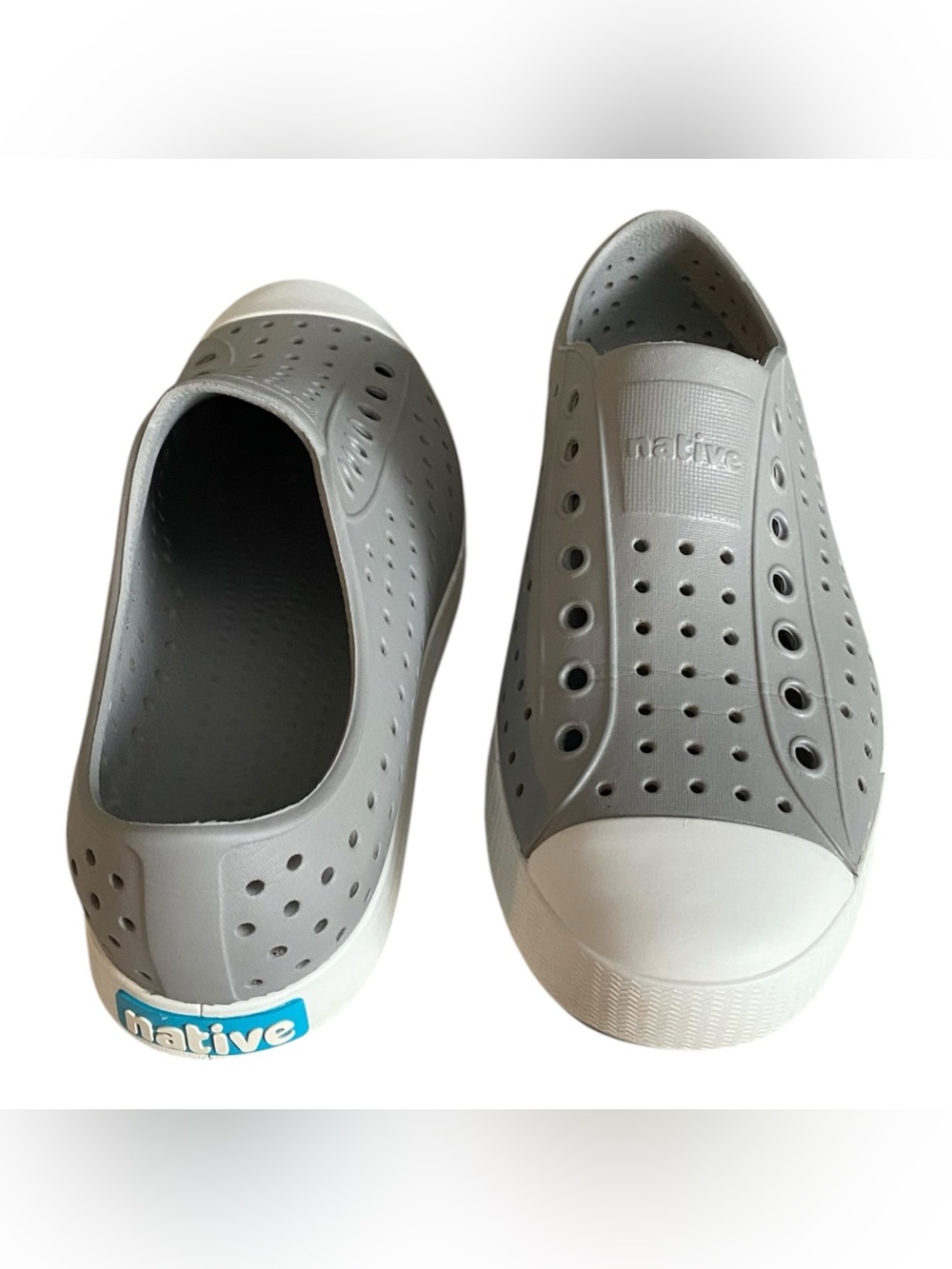 Unisex Native Jefferson Slip-On Sneaker Shoes - Gray & White